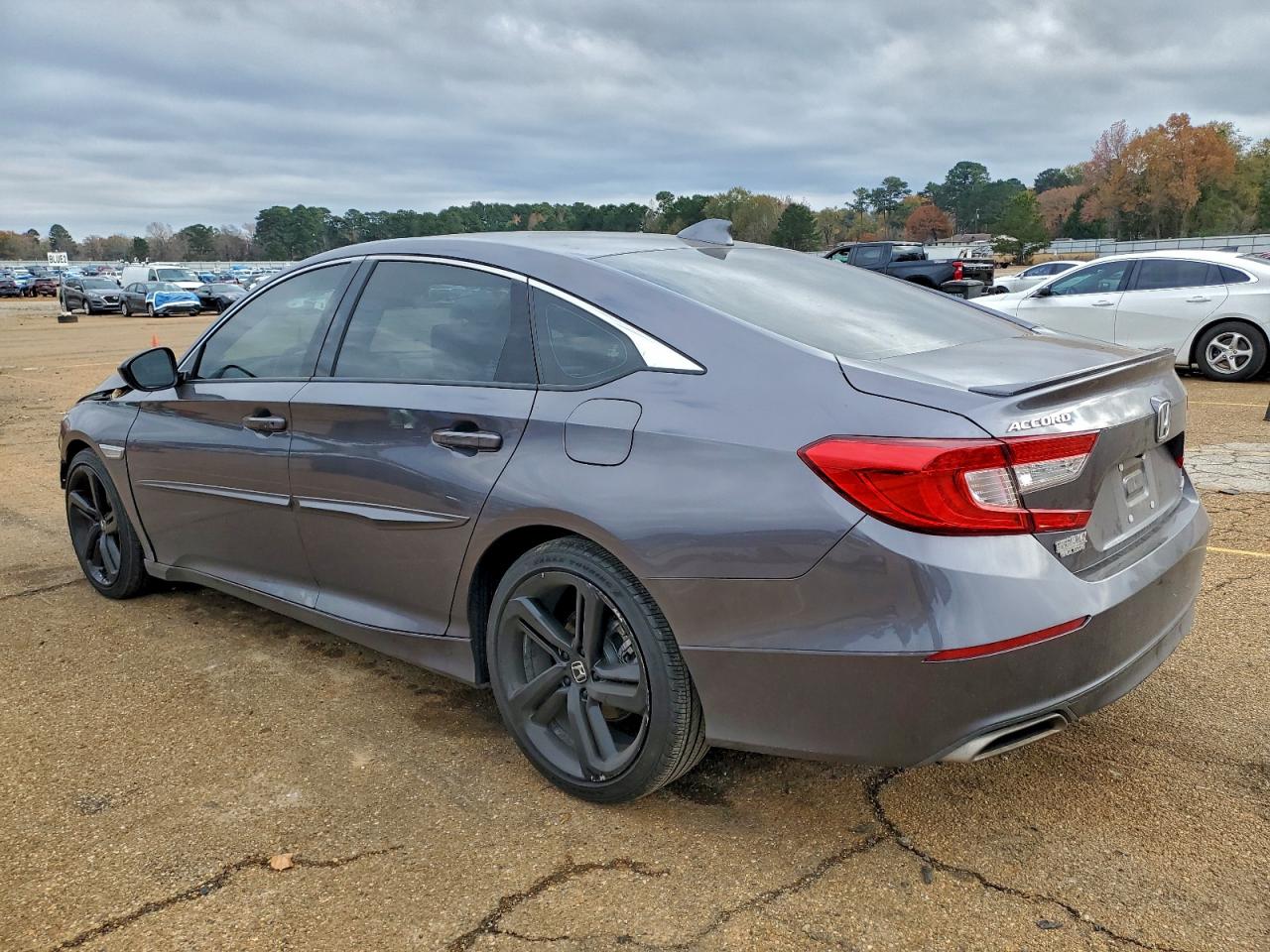 Honda Accord Sport Image 4