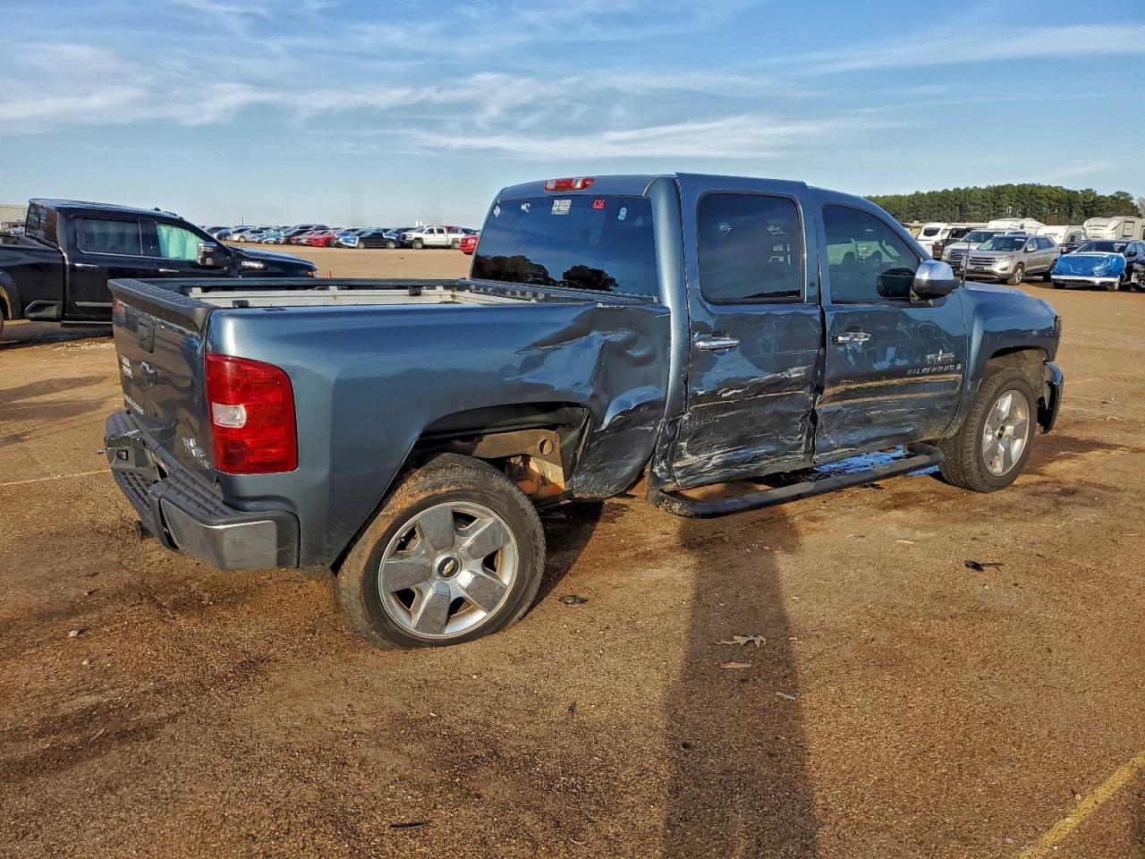 Chevrolet Silverado C1500 Lt Image 6