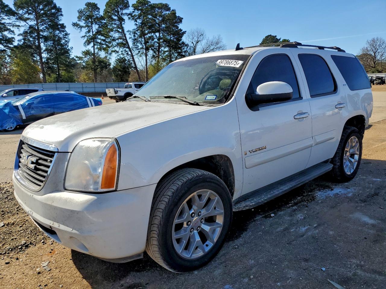 GMC Yukon Image 1