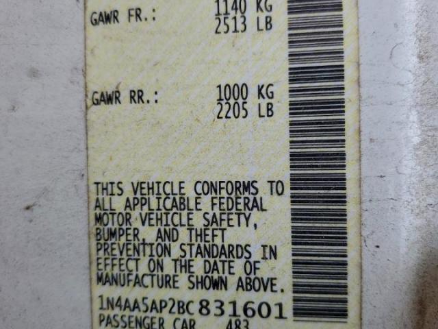 Nissan Maxima S Image 6