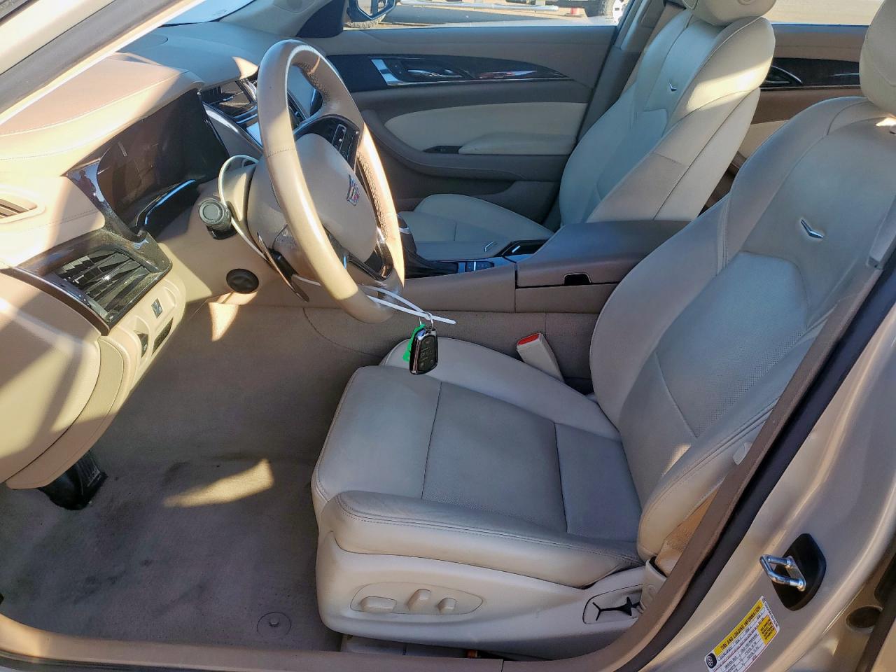 Cadillac CTS Luxury Collection Image 6