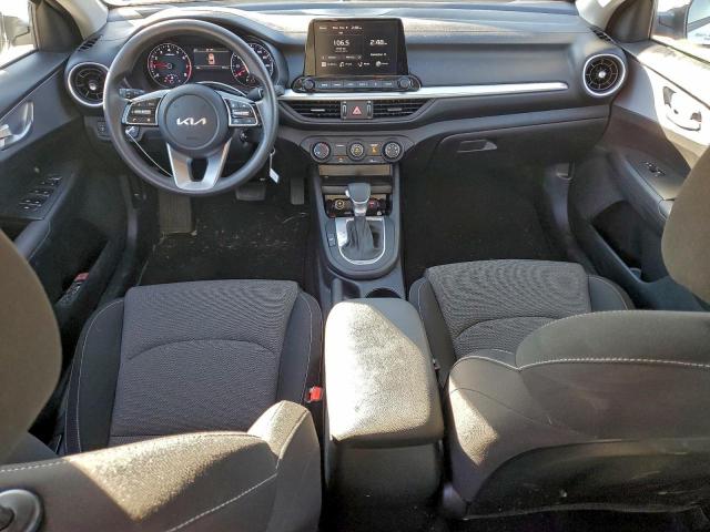 Kia Forte Lx Image 8